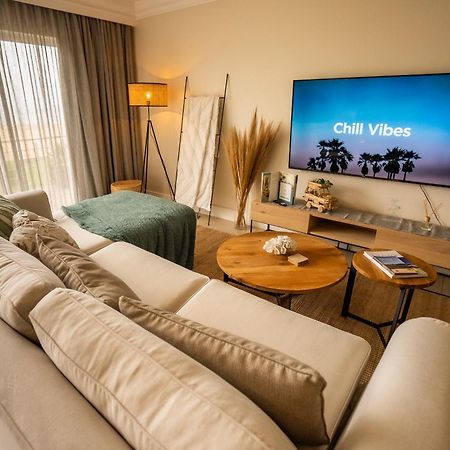 Deja Blue Beachfront Villa, Newly Renovated Langstrand Eksteriør bilde